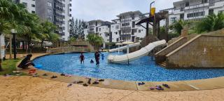 Beachfront Villa at Swiss Garden Resort Residences - 16pax - 4