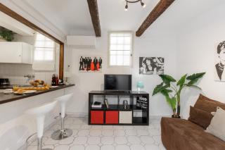 Volupte YourHostHelper - Cannes - 9