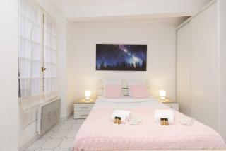 Volupte YourHostHelper - Cannes - 1