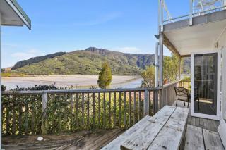 Millard House - Marlborough Sounds - Grove - 5