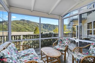 Millard House - Marlborough Sounds - Grove - 2