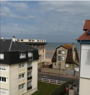 Appartement à 50 m de la plage avec WIFI et Netflix - Villers-sur-Mer - 0