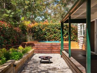 The Den, outdoor spa Daylesford - 3