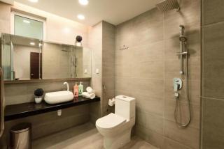 Designer Suite Apartment Seaview 10pax Families Suite - 1