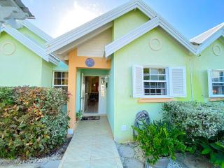 The Gem is located a few minutes walk to the gorgeous Bottom Bay Beach - Saint Philip - 1