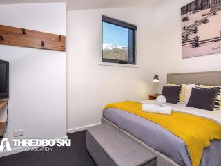 Snowbound Chalet 3 - 4