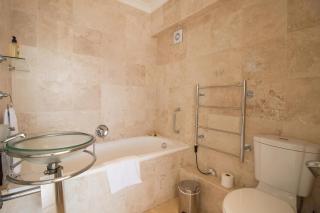 Third floor sea facing 2 bedroom apartment - Cidade Do Cabo - 1