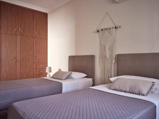 Lithakia Balcony Villa - Private Pool, Large Groups & Sea View, by ZanteWize - Lithakia - 3
