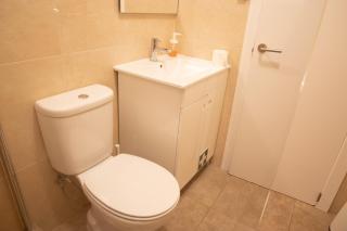 Spacious and Sunny Apartment - 10 min from the sea - Estoril - 7