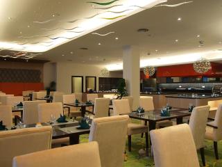 Imperial Hotel Kuching - Kuching - 5