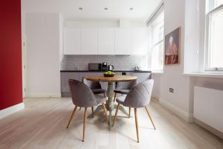 3VH Virginia House, 31 Bloomsbury Way by City Living London - 5