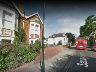 Kew Studios and Rooms - Kew - 9