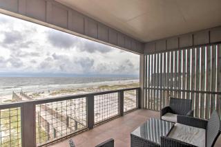 Retreat to Mar Tortuga with Beachfront Access - 9