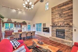 Tranquil Hendersonville Cabin with Mountain Views! - Hendersonville - 5