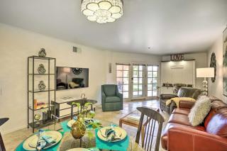 Condo with Patio, Walk to Downtown Palm Springs! - Palm Springs - 3