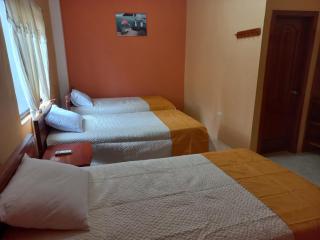HOSTAL JANET STARLiNK - Puerto Villamil - 1