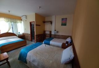 HOSTAL JANET STARLiNK - Puerto Villamil - 2