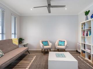 Beach Bliss - Pet-friendly central Huskisson home - Vincentia - 5