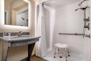 Comfort Suites - 5