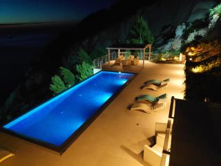 Okeanos Luxury Villas - Resort - Athani - 5