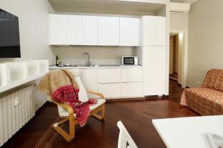 Chic 1BDR with shared terrace steps from Duomo by Rentopolis - Milão - 6