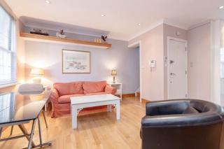 Beautiful 1 Bedroom Apartment in Victoria - Londra - 1