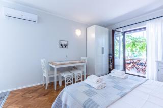 Apartments Vladan with Terrace - Baška - 5