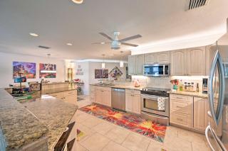 1 Mi to Dtwn Sun-Soaked Cape Coral Getaway! - Cape Coral - 4