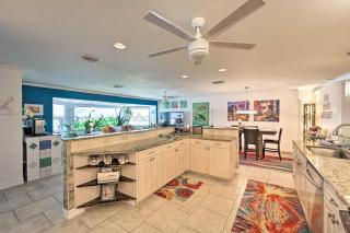 1 Mi to Dtwn Sun-Soaked Cape Coral Getaway! - Cape Coral - 3
