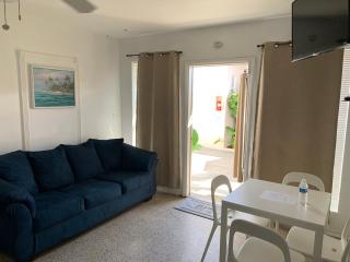 Tiana Beach Inn - Hollywood Beach - 3