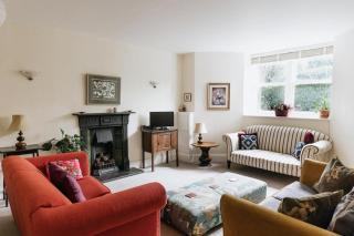 SUNNYSIDE APARTMENT - Spacious 2 Bedroom Ground Floor with Free Parking In Kendal, Cumbria - Kendal - 9