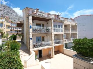 Apartment Sladojevic - Omiš - 0