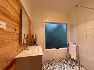 Tindoona Cottages - Foster - 2
