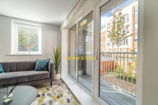 HIGH SPEC MODERN APARTMENT PRIME LOCATION! PARKING - Reading - 6