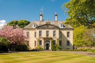 Drylaw House, Grade A Listed Mansion near City Centre - 0
