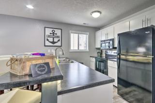 Osage Beach Condo Community Pool and Boat Dock - Osage Beach - 1