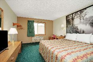 Super 8 by Wyndham Rogers Minnesota - Rogers - 3