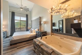 Westgate Park City Differentiated Modern Update Top Floor View Deluxe 1 Bedroom - Park City - 5