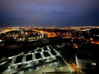 Сozy 704 Sunrise Apartments on the 22nd floor in the center - Odessa - 4