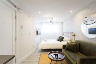 Serene and Styled Little Italy Studio full bath by Den Stays - Montréal - 1