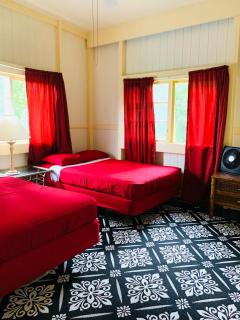 Wild Ginger Hotel - Hilo - 2