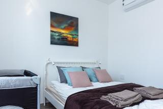 Amphora Luxury Apartment with FREE private Parking and cozy Balcony - Budapest - 0