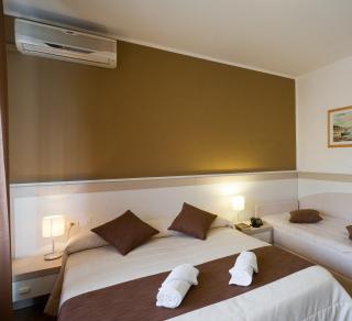 Hotel Canarie - 8