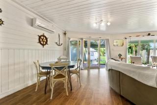 26 Church - Lakes Entrance - 7