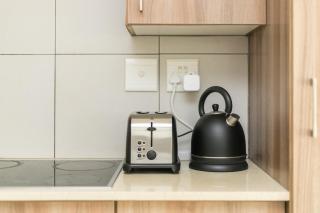 Spacious 1 Bed in a secure golf estate.WIFI - 1
