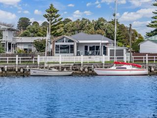 Wisharts Landing - Port Fairy - 0