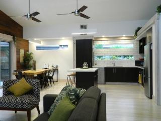 Beachside Rosebud Retreat with *Wheelchair access* - 2