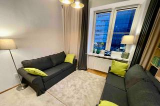 Super SQUARE Metro x2 fast WiFi 55'TV Netflix HBO AppleTV+ AmazonTV - Warsaw - 4