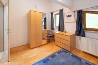 Haus Lowe Appartement 2 Stock Nr 4 - Filzmoos - 1