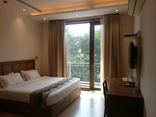 UDS Villa - Next to VFS, Walking to Connaught Place - 9